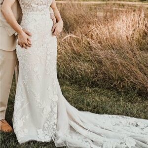 Maggie Sottero Wedding Dress